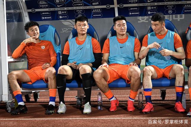 科莫历史性胜利，欧冠首战以4-1击败莱比锡